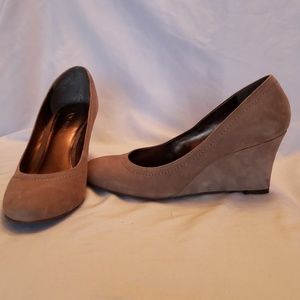 Nine West suede wedge